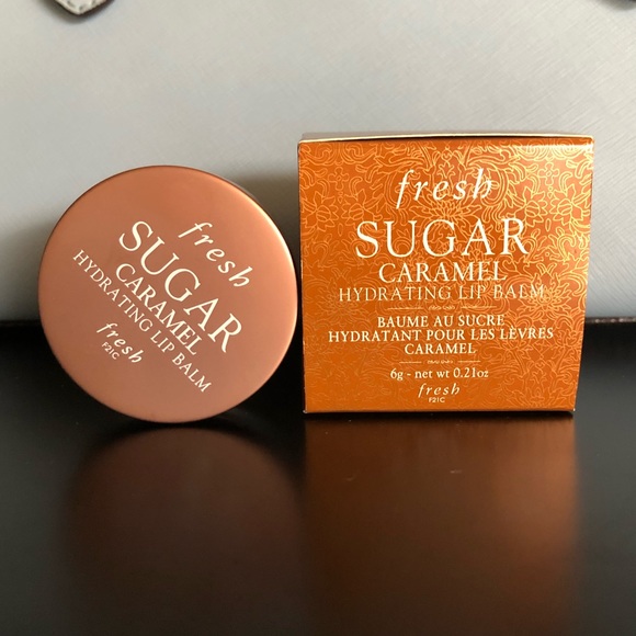 FRESH Sugar Lip Caramel Hydrating Balm - Picture 4 of 5